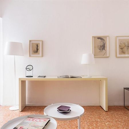 Siri Master Guest Apartment Mediolan Zewnętrze zdjęcie
